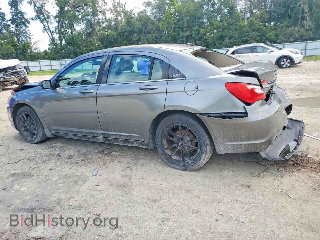 2013 CHRYSLER 200 - VIN: 1C3CCBAB3DN691800 - Фото 2