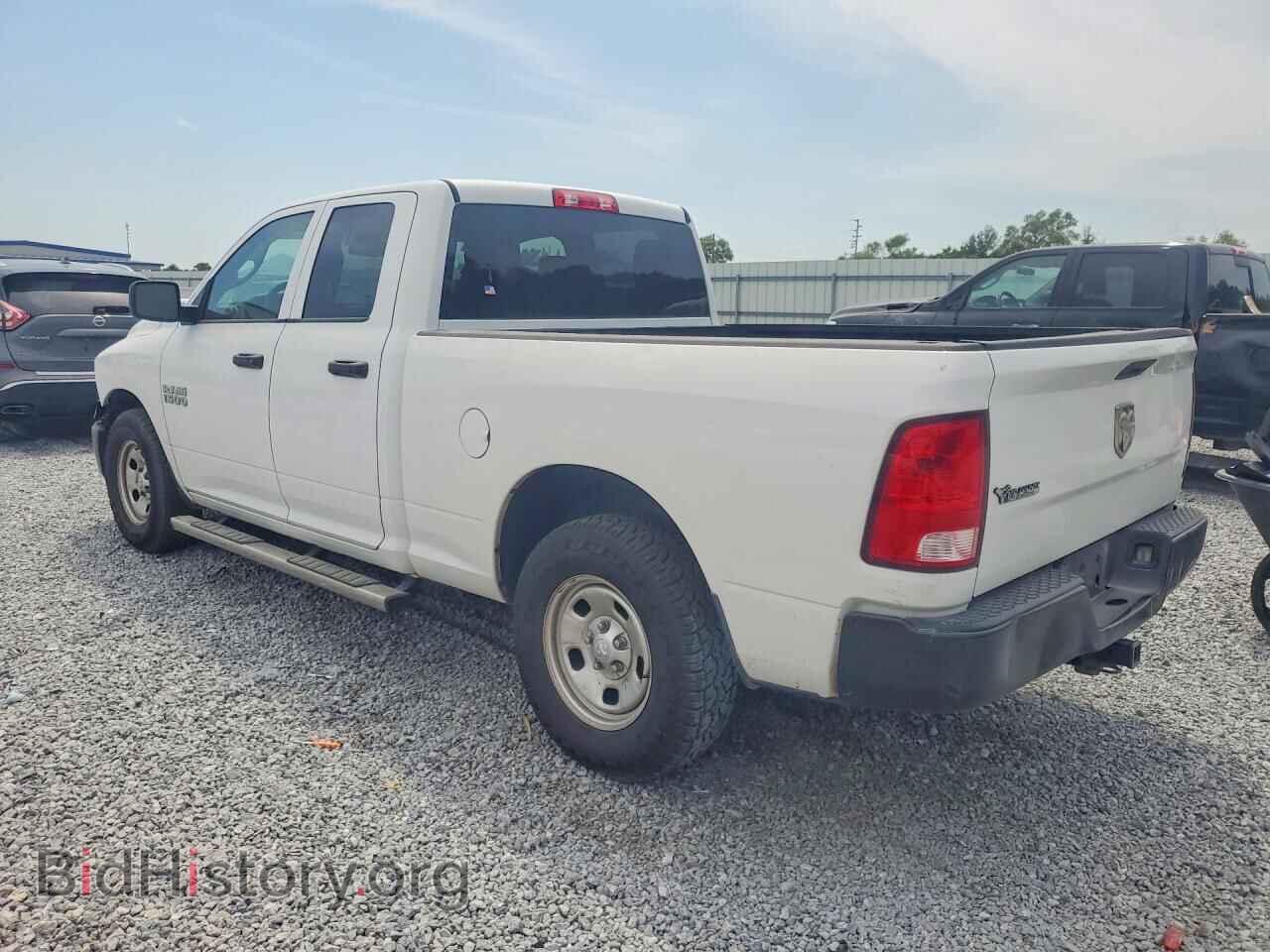 2018 RAM 1500 - VIN: 1C6RR6FG5JS330413 - Фото 2