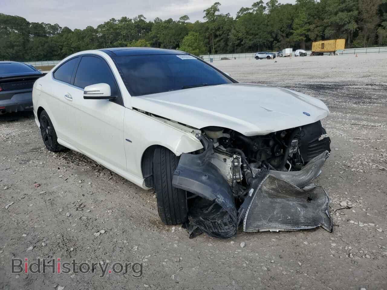 Фотография WDDGJ4HB5CF745908 - MERCEDES-BENZ C-CLASS 2012