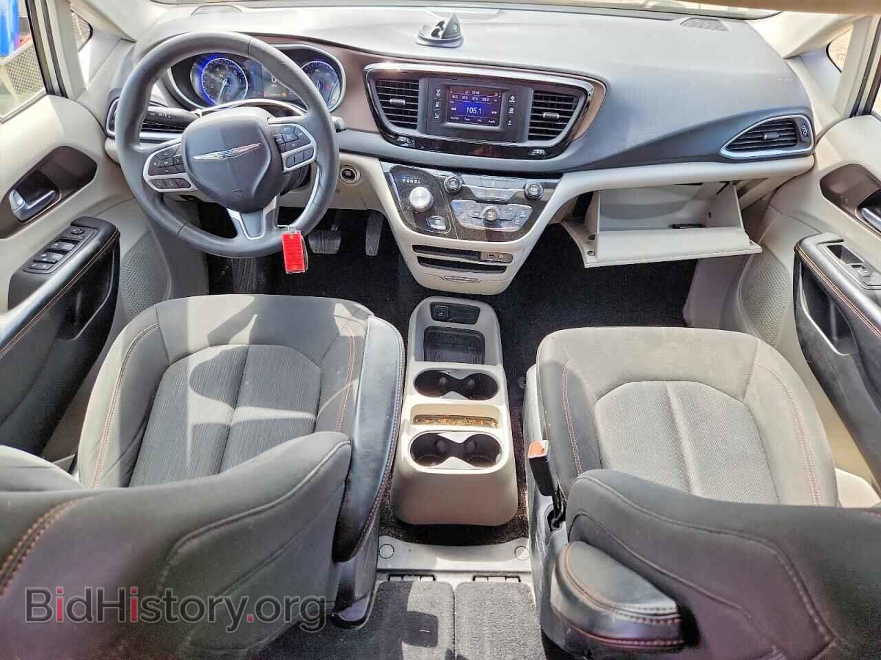 2017 CHRYSLER PACIFICA - VIN: 2C4RC1CG4HR503044 - Photo 8