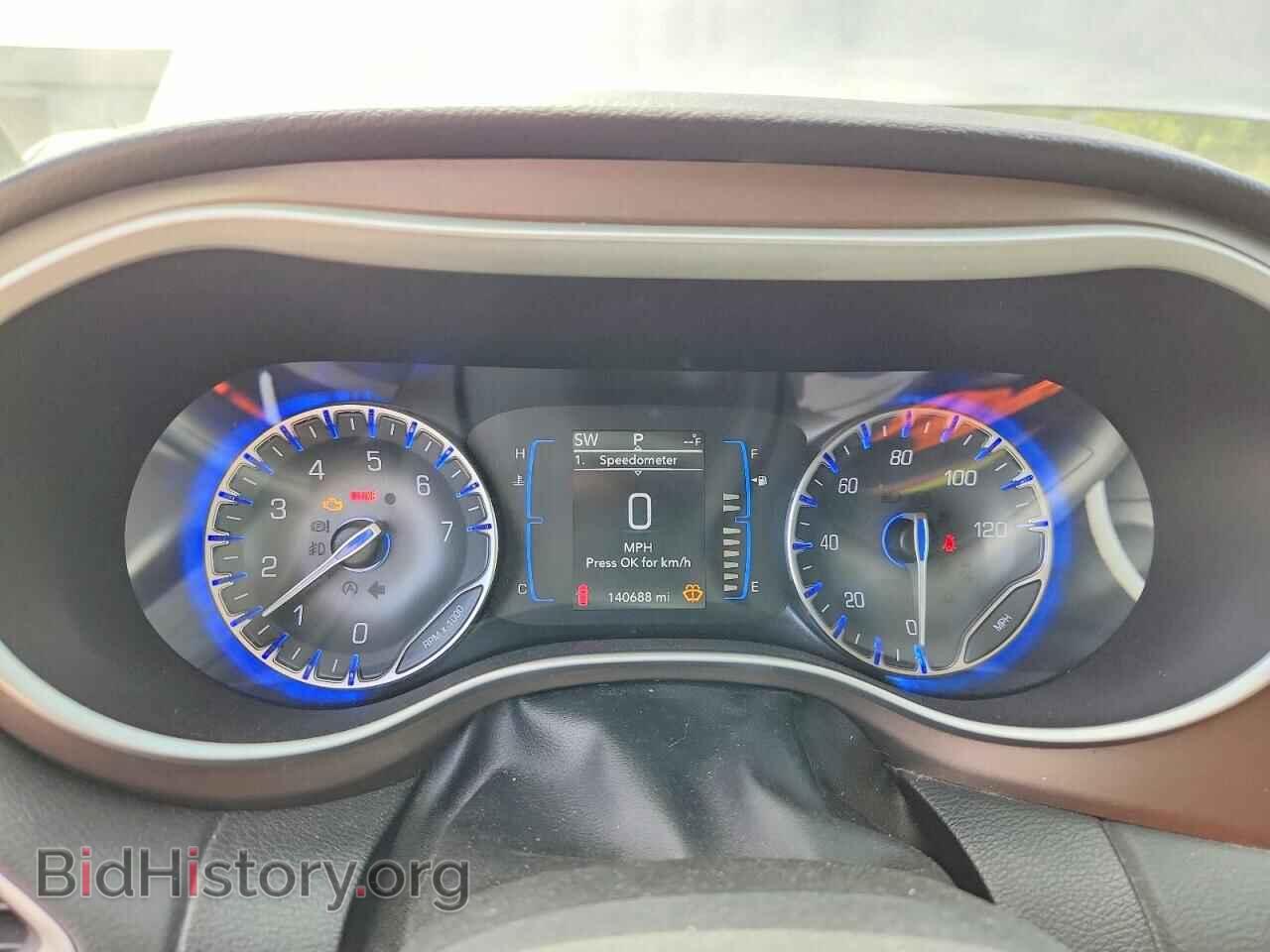 2017 CHRYSLER PACIFICA - VIN: 2C4RC1CG4HR503044 - Photo 9