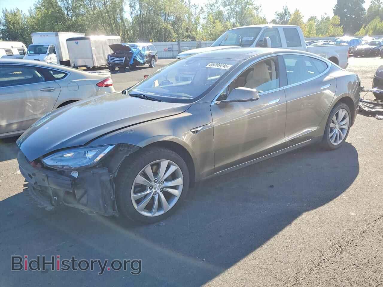 Фотография 5YJSA1H28FF095144 - TESLA MODEL S 2015