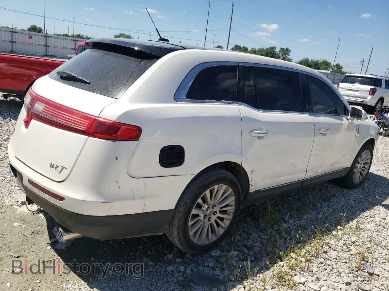 2010 LINCOLN MKT - VIN: 2LMHJ5FR7ABJ04701 - Photo 3