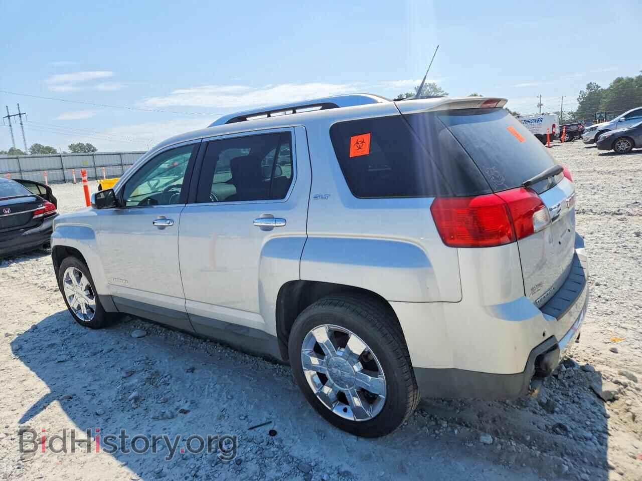 2011 GMC TERRAIN - VIN: 2CTFLWE58B6245409 - Фото 2