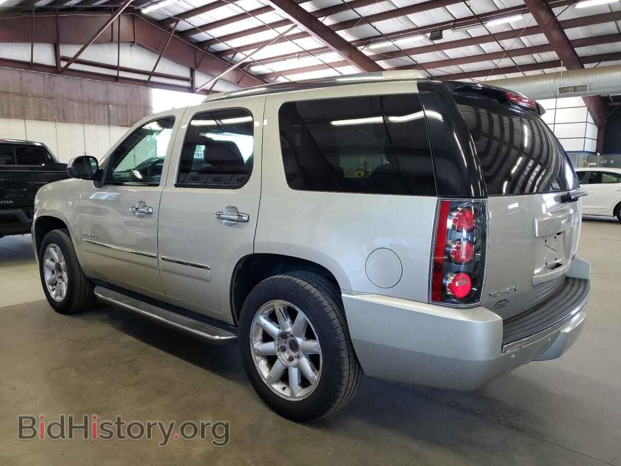 2013 GMC YUKON - VIN: 1GKS2EEF1DR202865 - Photo 2