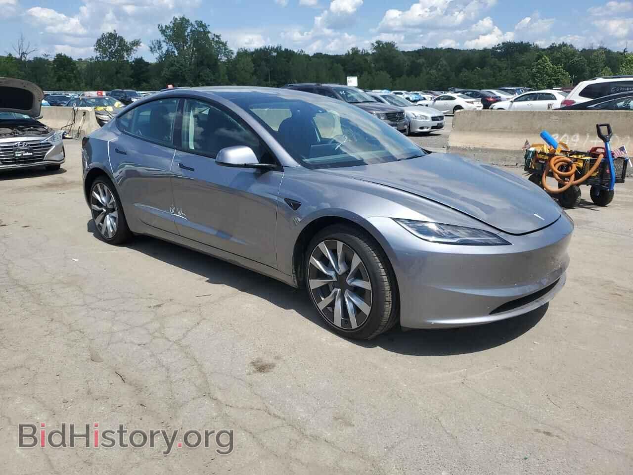 2025 TESLA MODEL 3 - VIN: 5YJ3E1EBXSF940907 - Photo 4