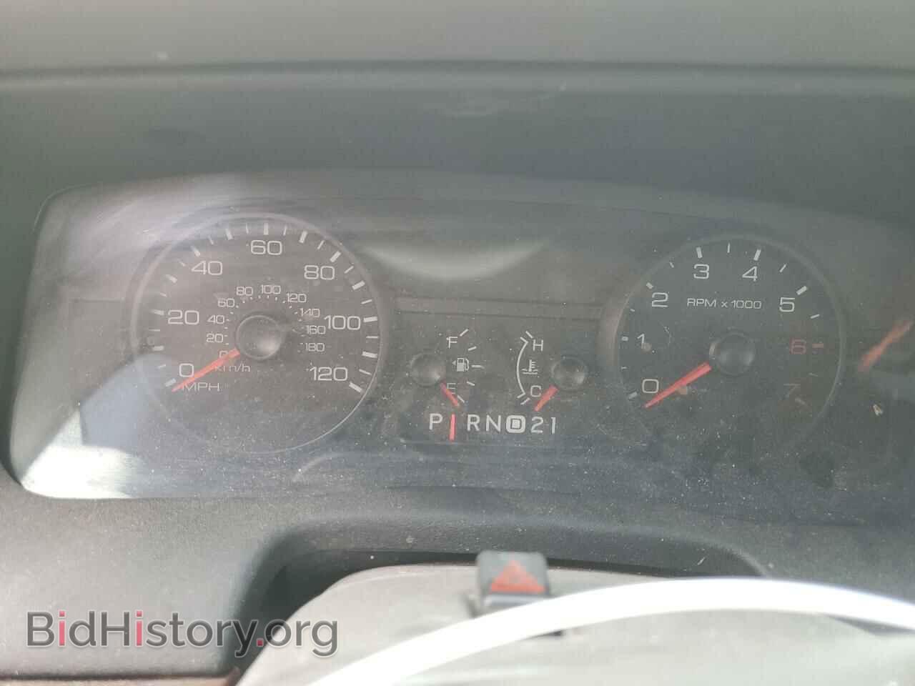 2011 FORD CROWN VIC - VIN: 2FABP7EV5BX139262 - Фото 9