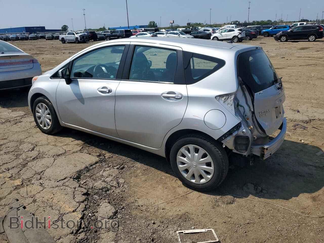 2015 NISSAN VERSA - VIN: 3N1CE2CP5FL379742 - Фото 2