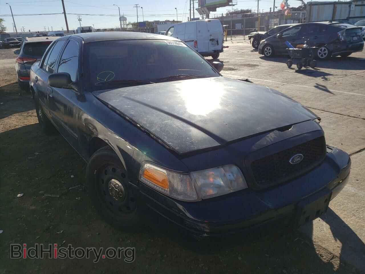 Photo 2FABP7BV4AX136078 - FORD CROWN VIC 2010