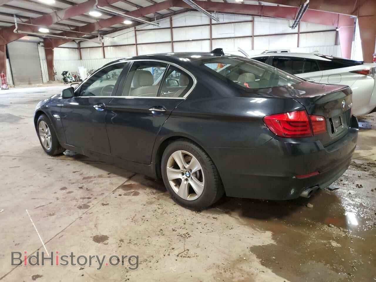 2012 BMW 5 SERIES - VIN: WBAXH5C53CDW05037 - Фото 2