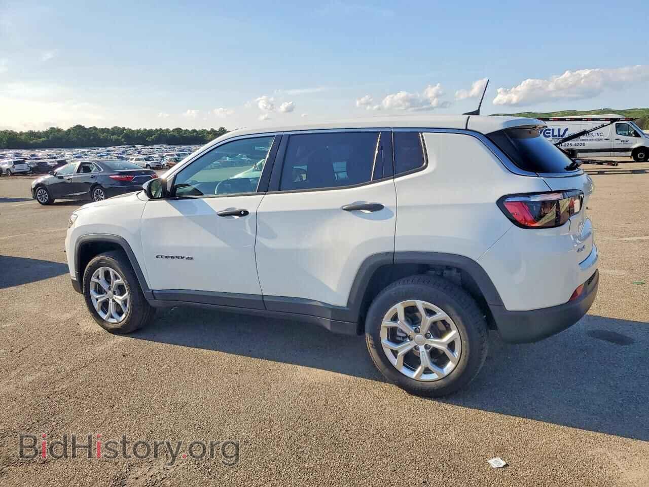 2024 JEEP COMPASS - VIN: 3C4NJDAN2RT106812 - Фото 2