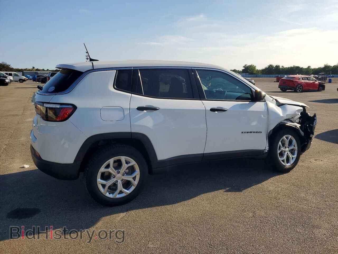2024 JEEP COMPASS - VIN: 3C4NJDAN2RT106812 - Фото 3
