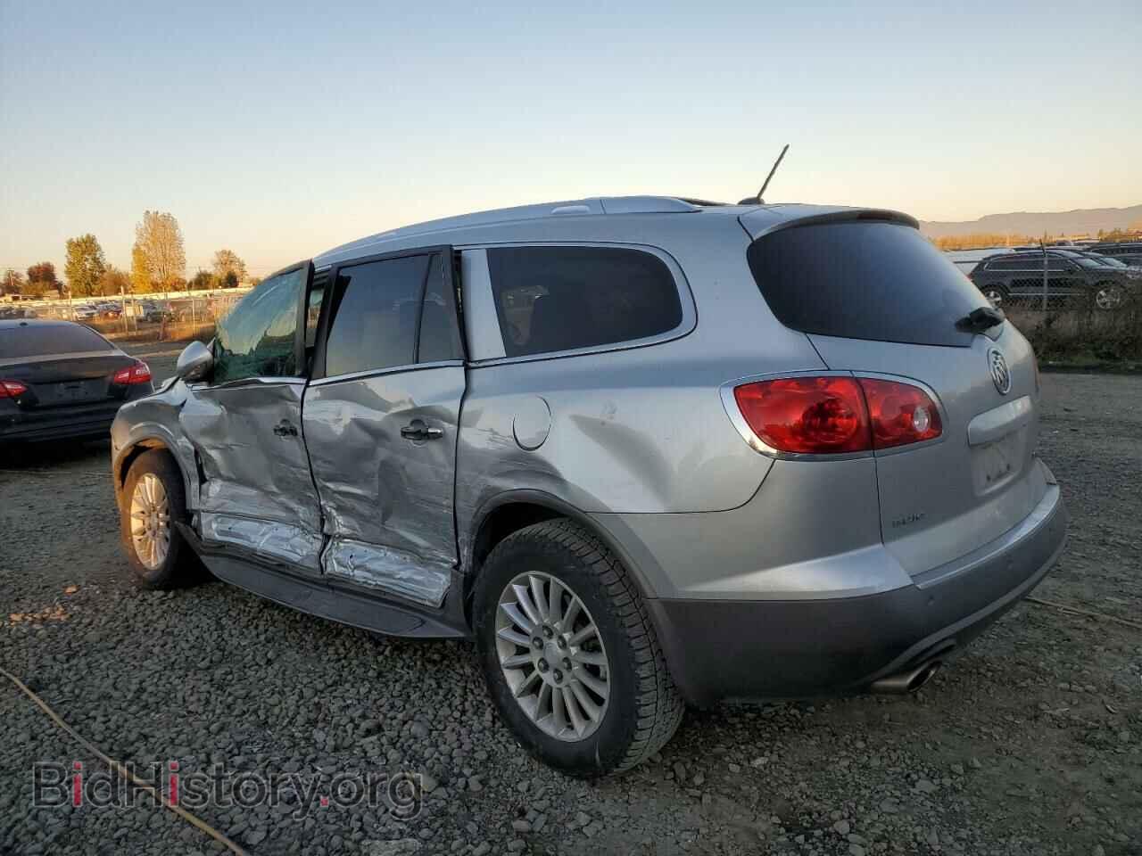 2011 BUICK ENCLAVE - VIN: 5GAKRBED6BJ402495 - Фото 2