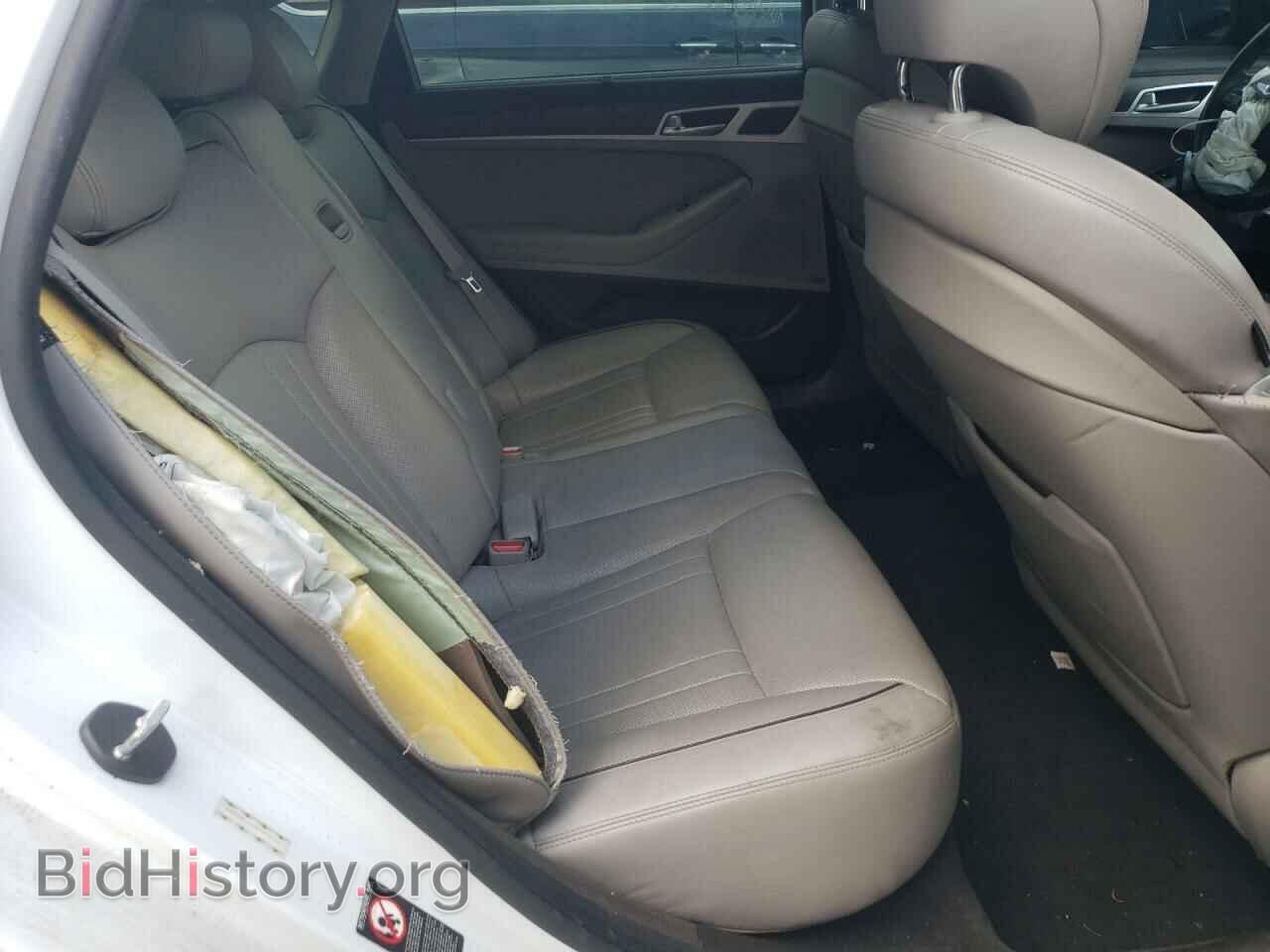 2017 GENESIS G80 - VIN: KMHGN4JE2HU178252 - Photo 10
