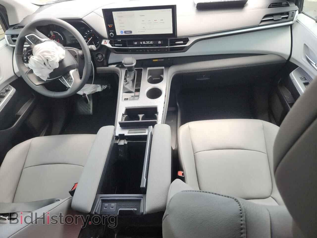 2025 TOYOTA All Models - VIN: 5TDYRKEC8SS243210 - Фото 8