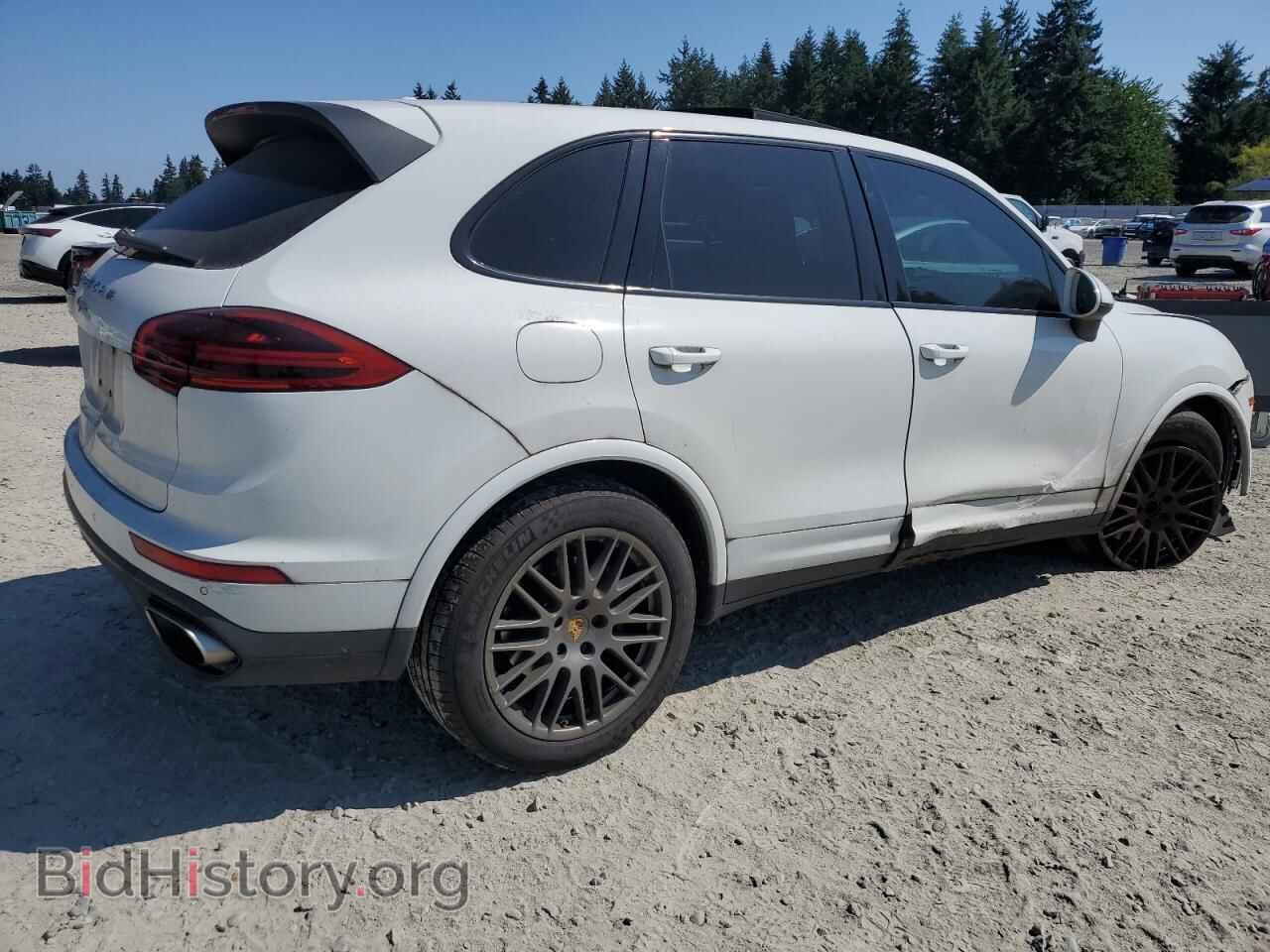 2017 PORSCHE CAYENNE - VIN: WP1AA2A28HKA89859 - Фото 3