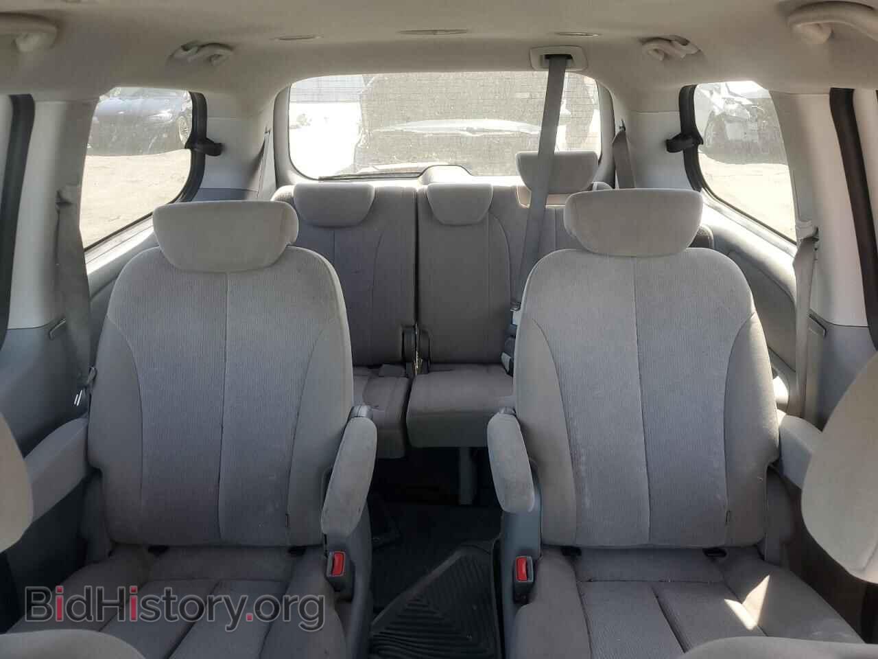 2010 KIA All Models - VIN: KNDMG4C36A6348975 - Фото 10