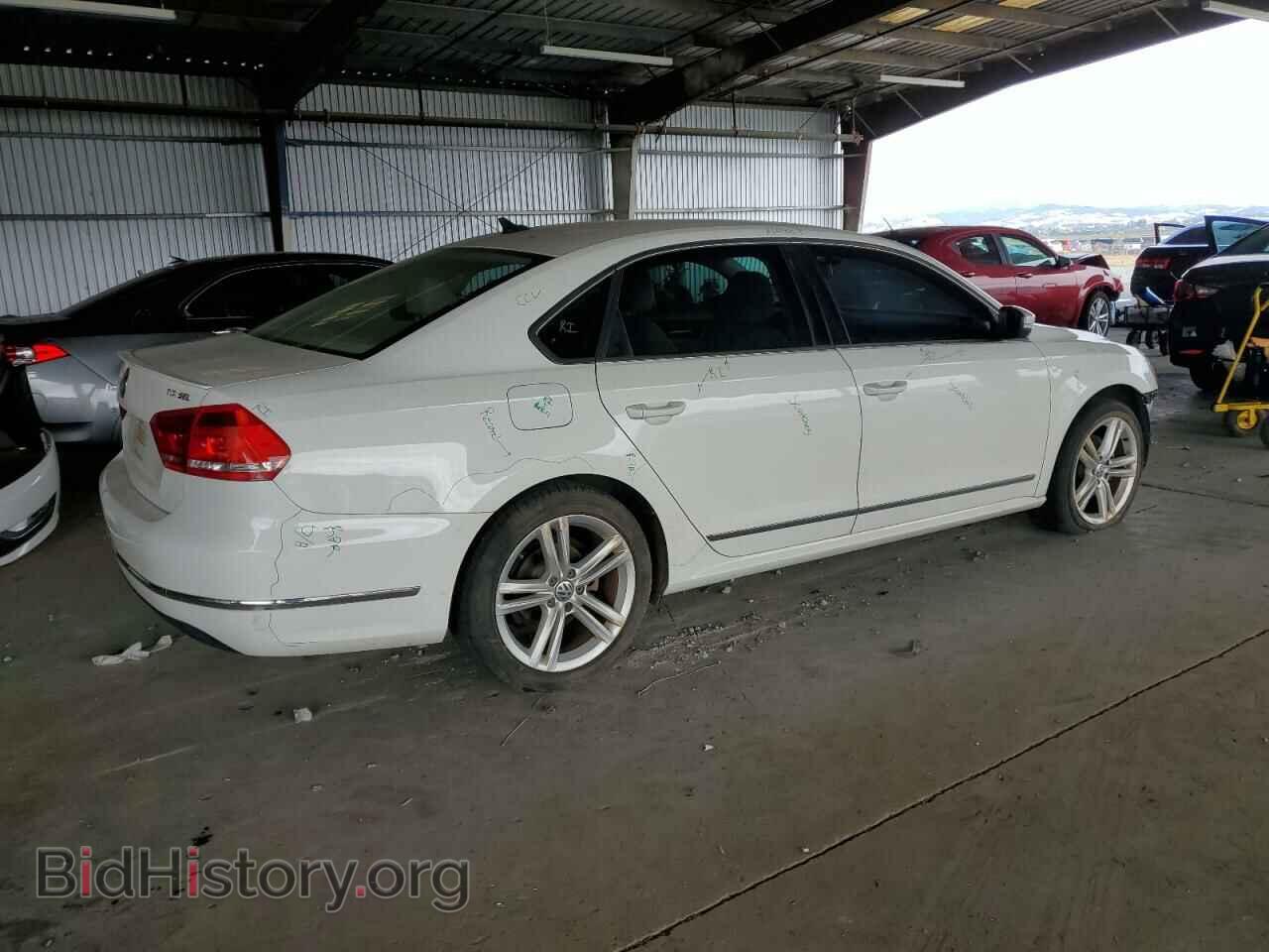 2015 VOLKSWAGEN PASSAT - VIN: 1VWCV7A38FC073671 - Фото 3