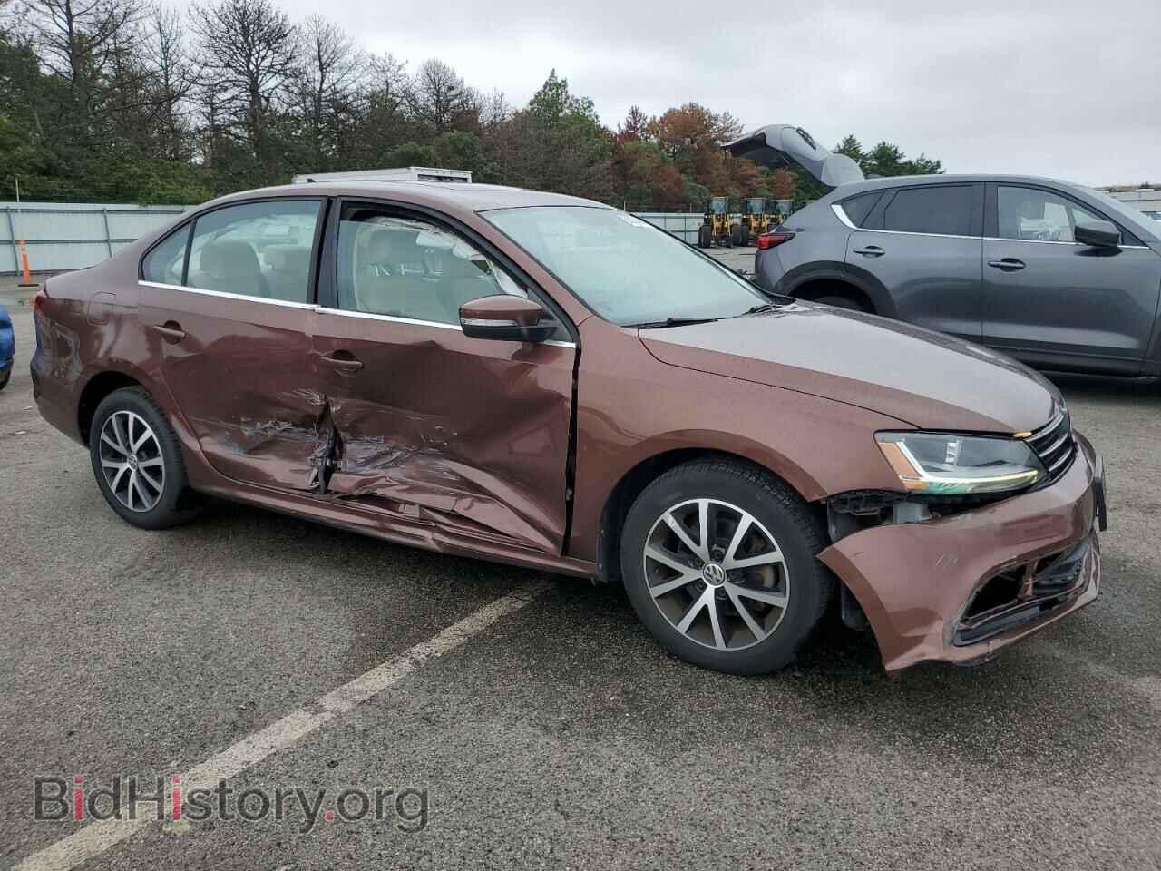 2017 VOLKSWAGEN JETTA - VIN: 3VWDB7AJ1HM323779 - Фото 4