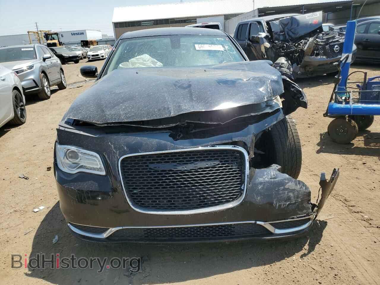 2017 CHRYSLER 300 - VIN: 2C3CCARG2HH610357 - Фото 5