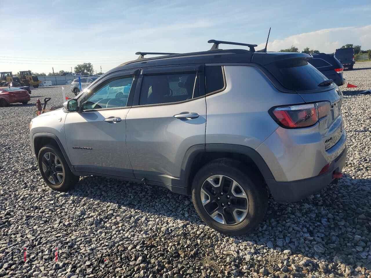 2018 JEEP COMPASS - VIN: 3C4NJDDB8JT413066 - Photo 2