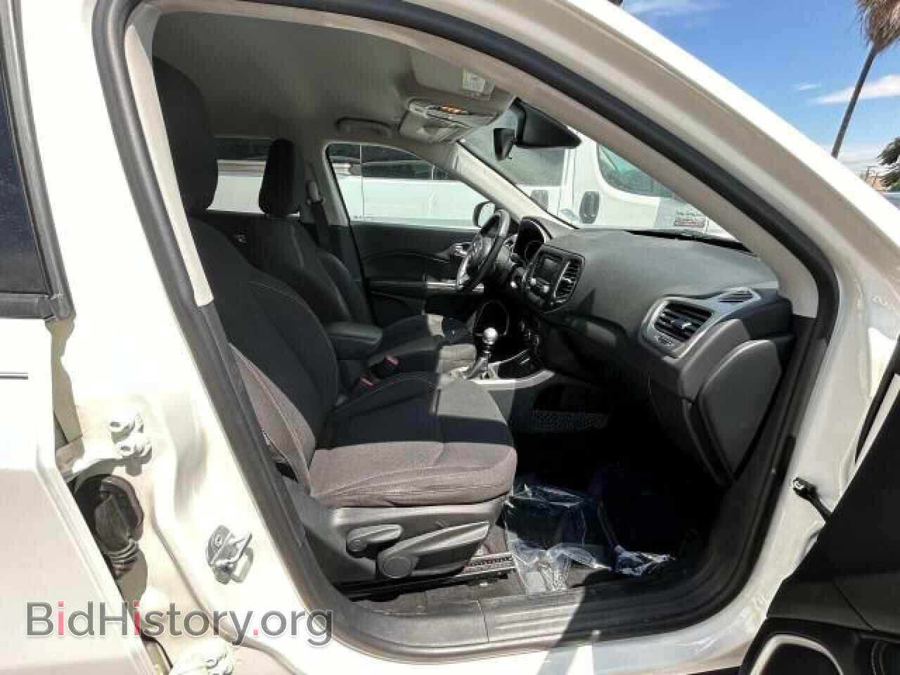 2018 JEEP COMPASS - VIN: 3C4NJCAB4JT204552 - Фото 5