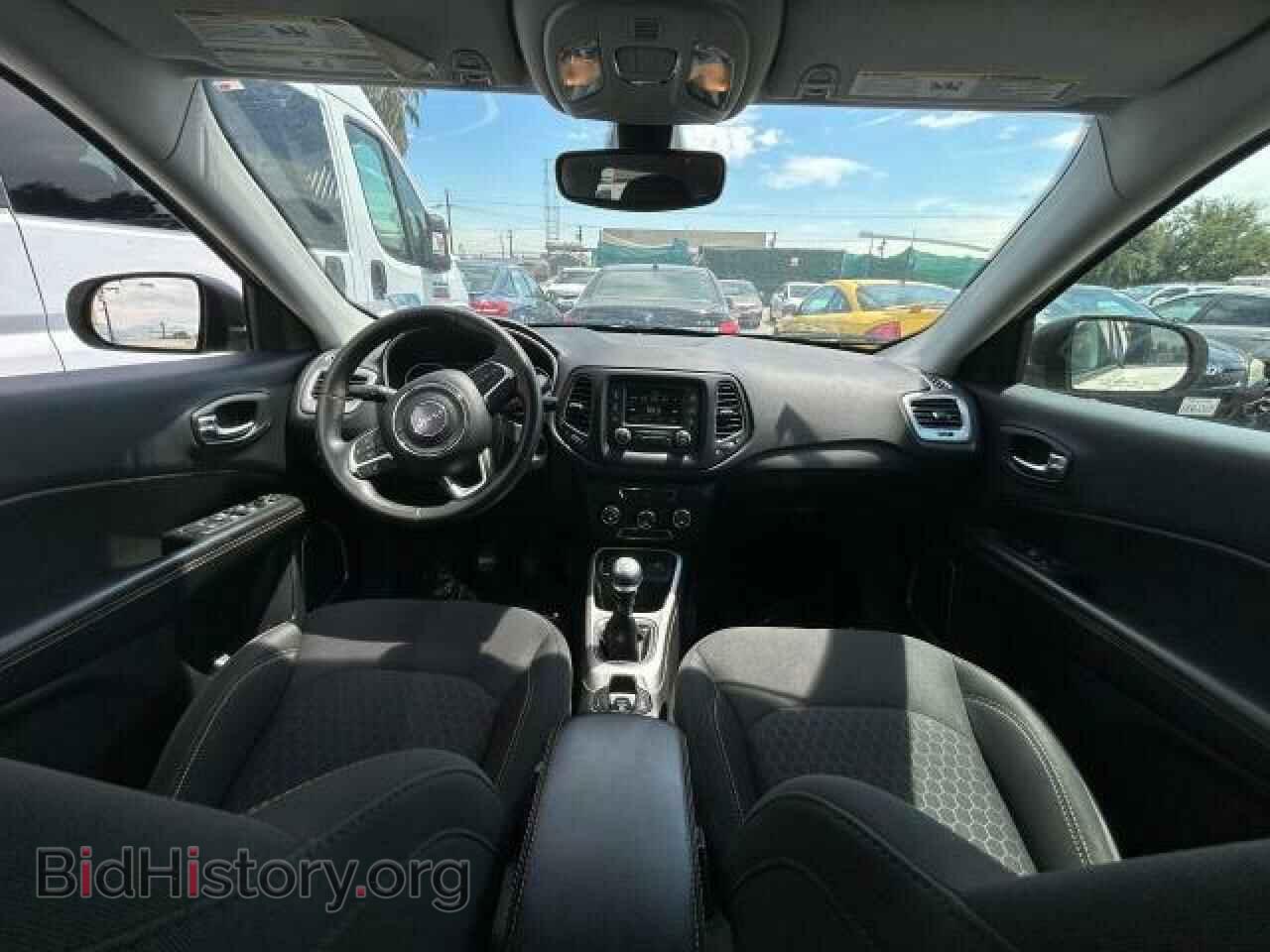 2018 JEEP COMPASS - VIN: 3C4NJCAB4JT204552 - Фото 9
