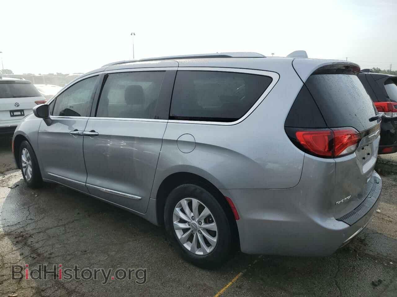 2018 CHRYSLER PACIFICA - VIN: 2C4RC1EG7JR317646 - Photo 2