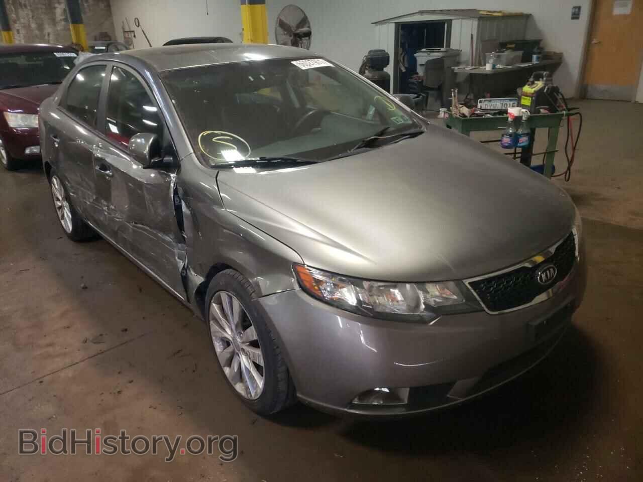 Photo KNAFW4A32B5404090 - KIA FORTE 2011