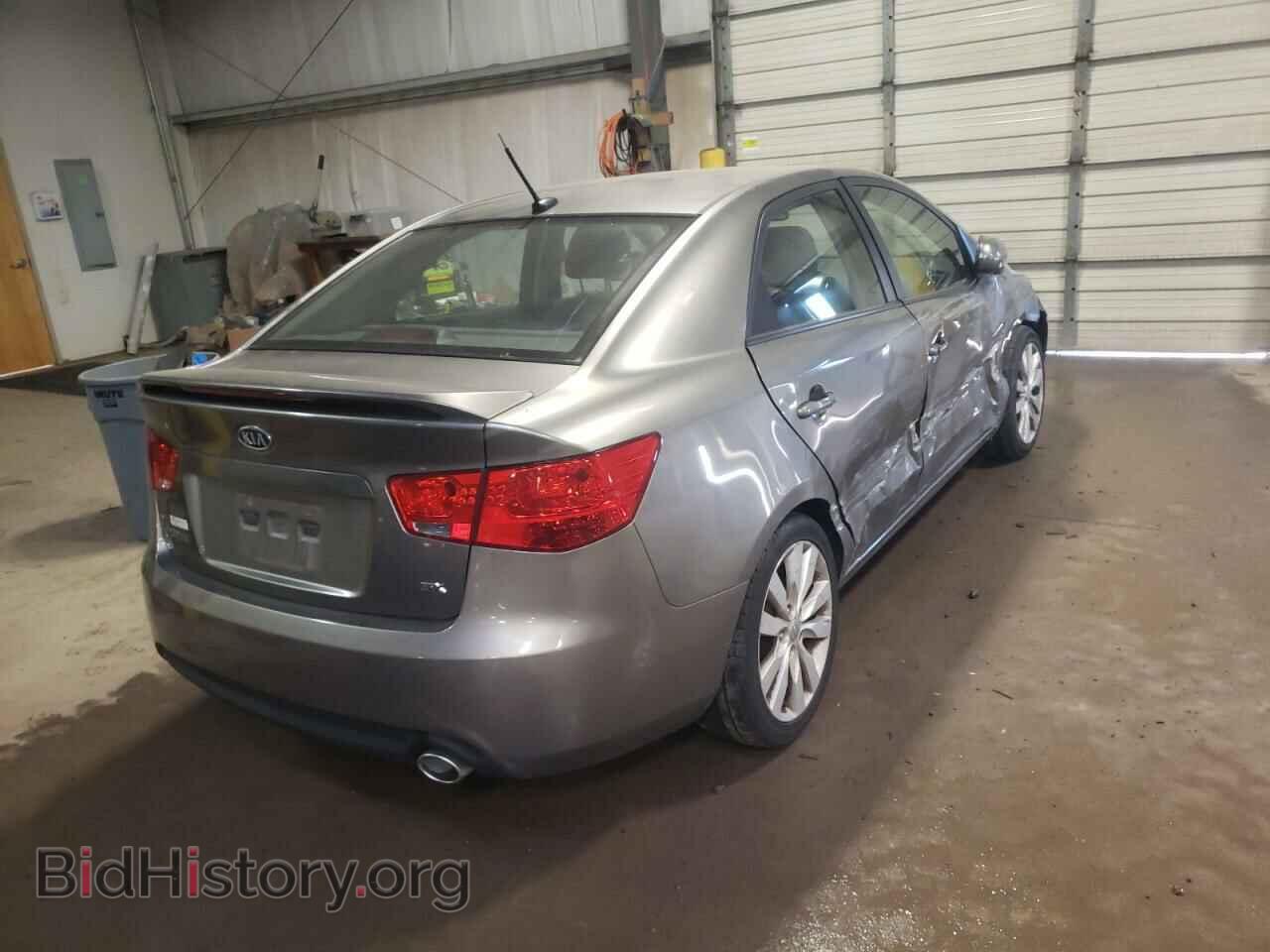 2011 KIA FORTE - VIN: KNAFW4A32B5404090 - Фото 4