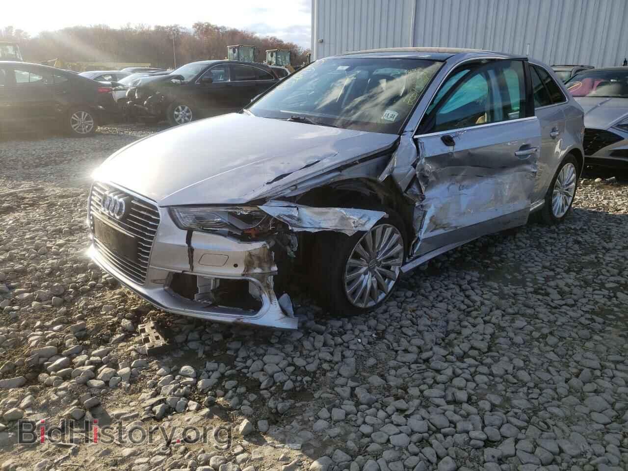 2016 AUDI A3 - VIN: WAUTPBFFXGA057887 - Фото 2