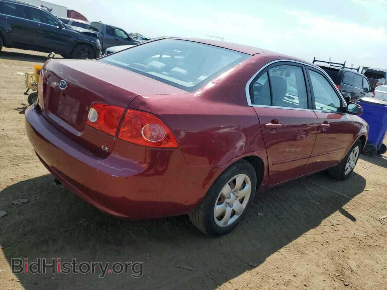 2008 KIA OPTIMA - VIN: KNAGE123285235816 - Фото 3