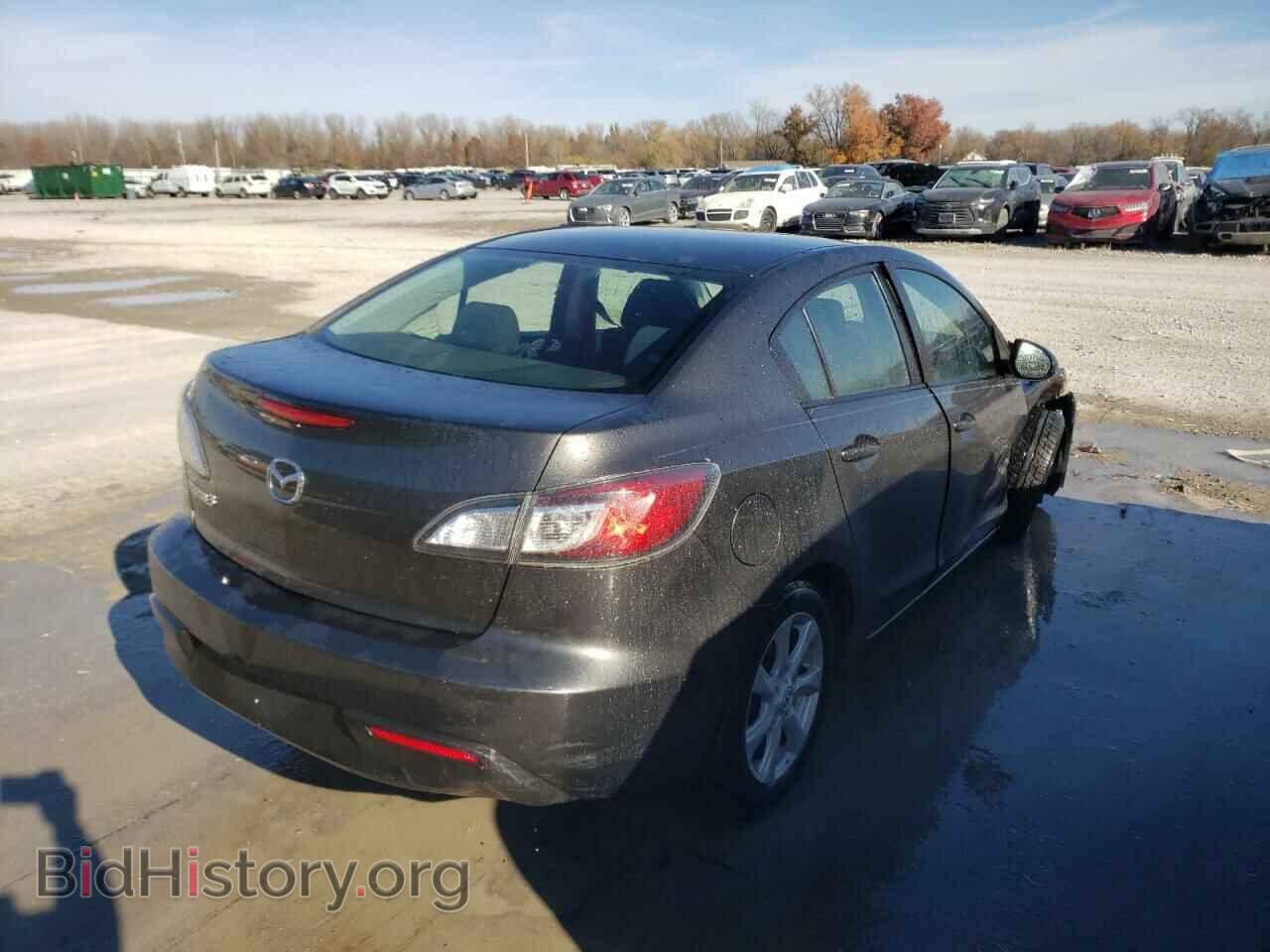2011 MAZDA 3 - VIN: JM1BL1VF2B1379289 - Photo 4