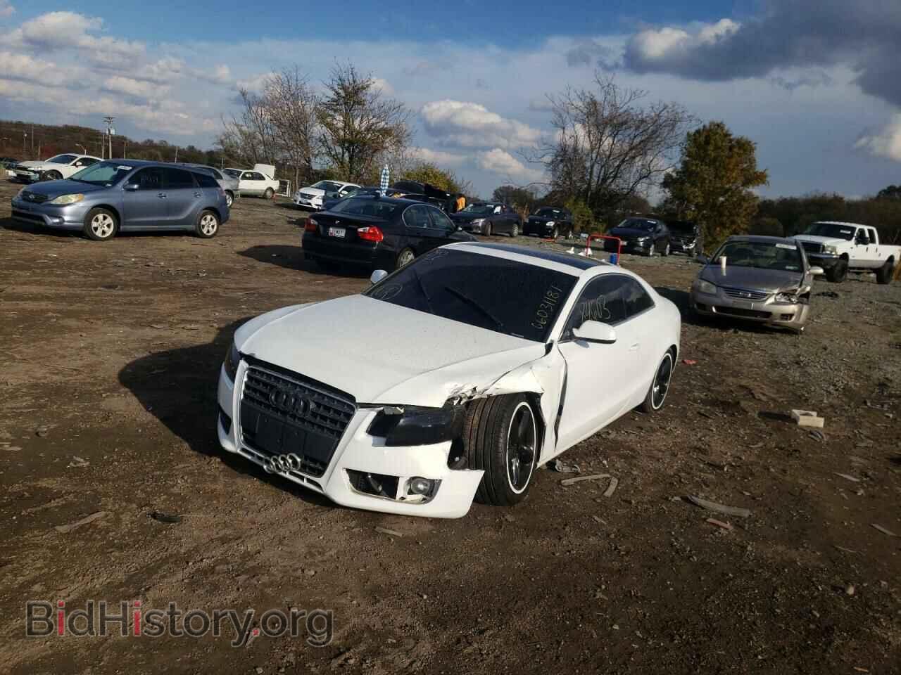 2010 AUDI A5 - VIN: WAULFAFR2AA008214 - Фото 2