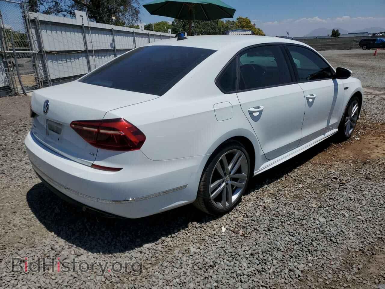 2018 VOLKSWAGEN PASSAT - VIN: 1VWAA7A33JC039312 - Фото 3
