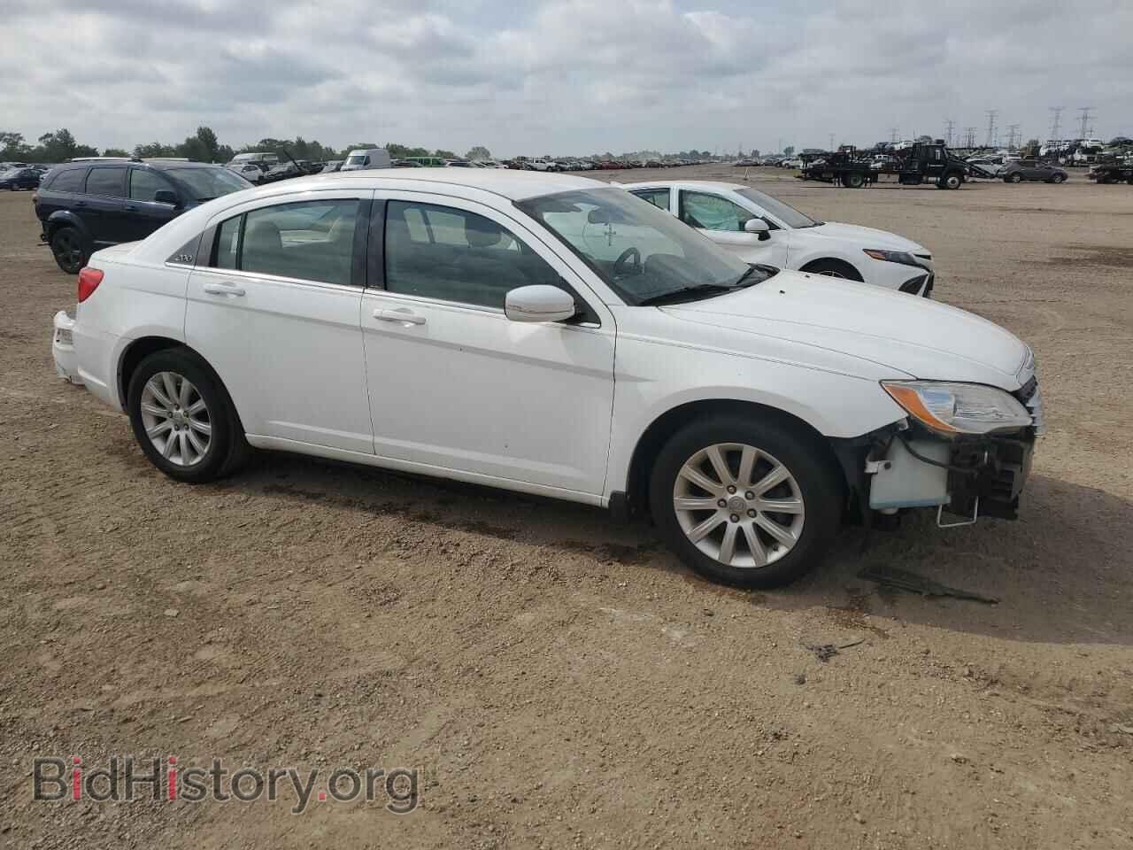 2011 CHRYSLER 200 - VIN: 1C3BC1FG3BN549664 - Фото 4