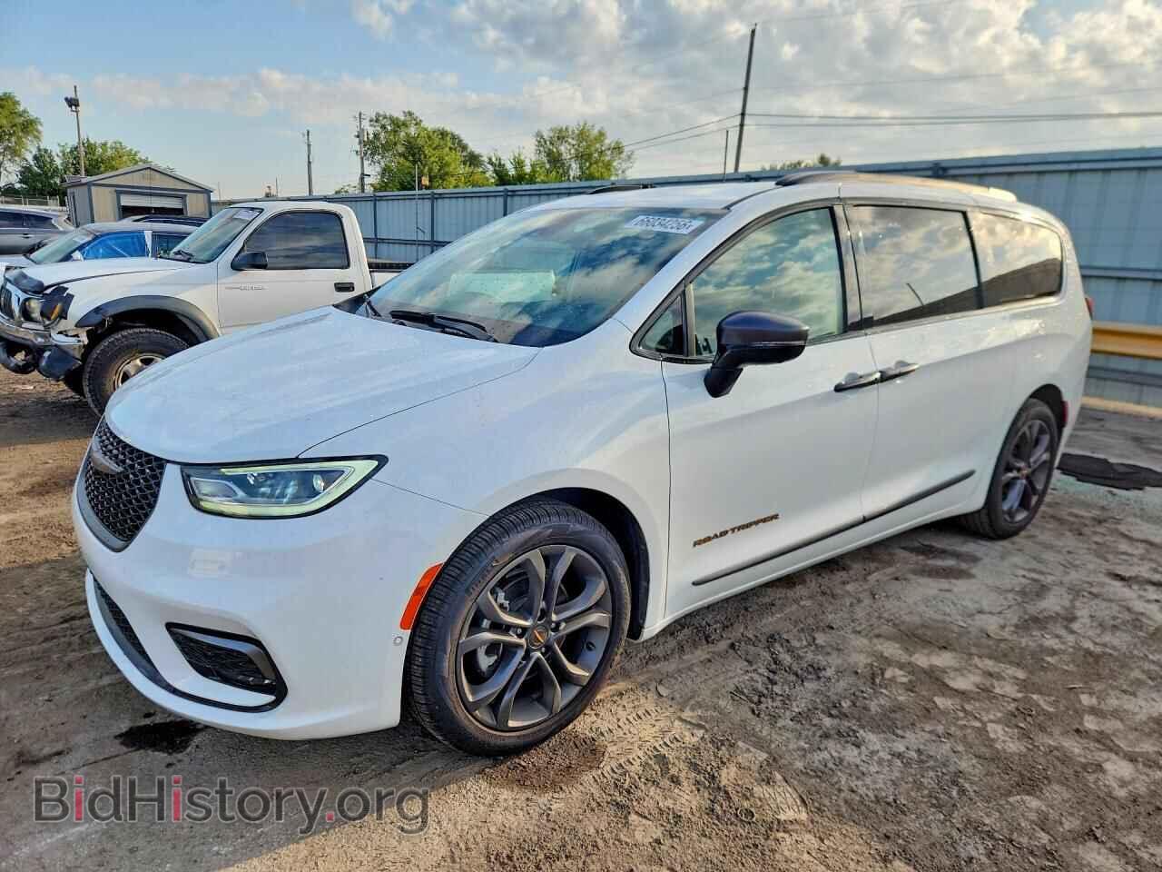Фотография 2C4RC1BG2RR144988 - CHRYSLER PACIFICA 2024