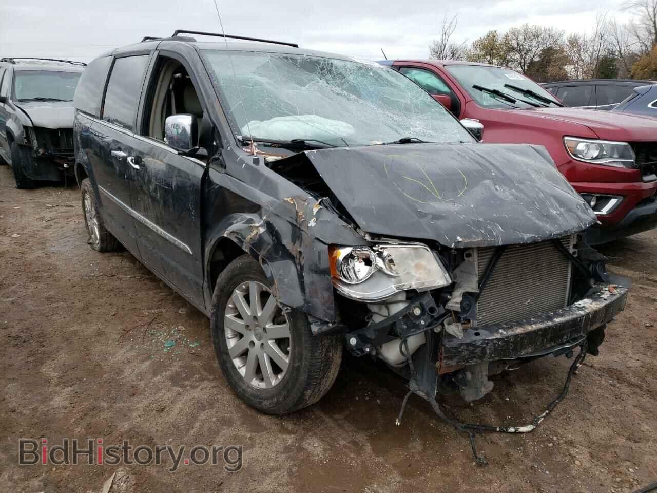 Photo 2A4RR8DG5BR784763 - CHRYSLER MINIVAN 2011