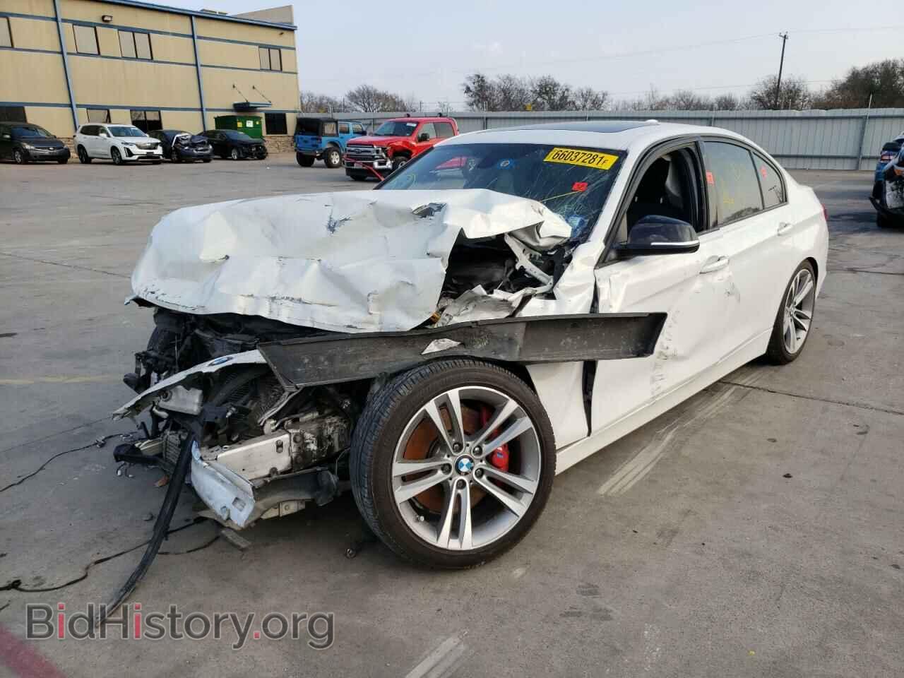 2013 BMW 3 SERIES - VIN: WBA3A9C58DF475904 - Фото 2