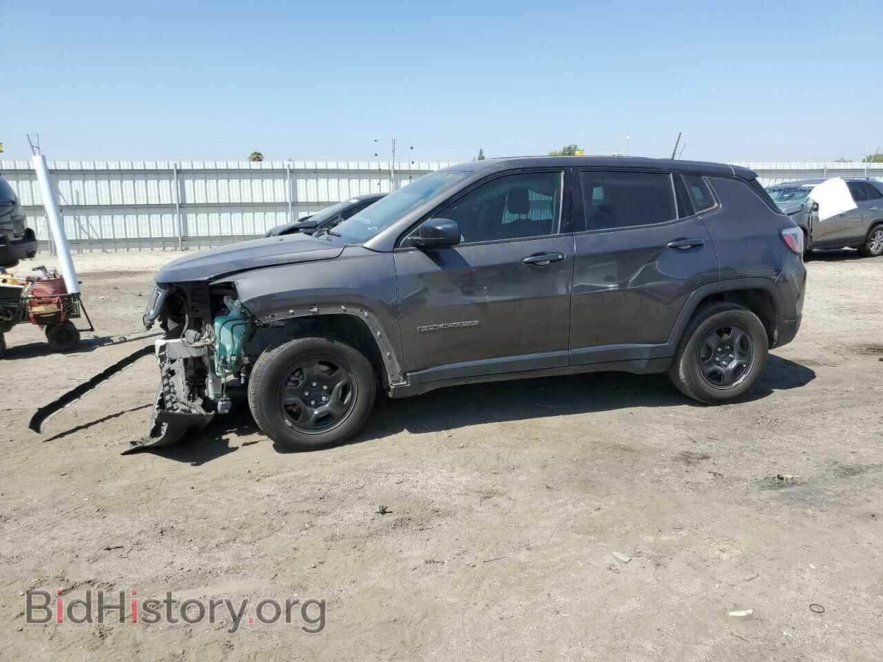 Photo 3C4NJCAB7JT233172 - JEEP COMPASS 2018
