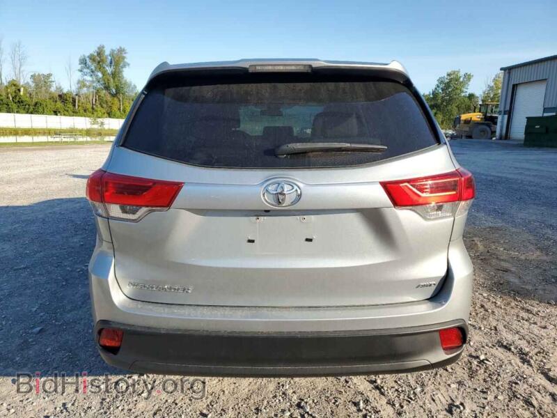 2018 Toyota HIGHLANDER (VIN 5TDBZRFH2JS895764) — фото 6 из 13