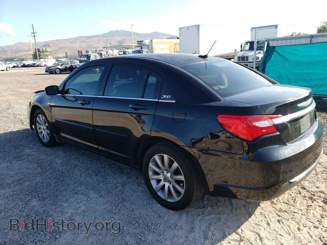 2013 CHRYSLER 200 - VIN: 1C3CCBBB1DN713839 - Фото 2