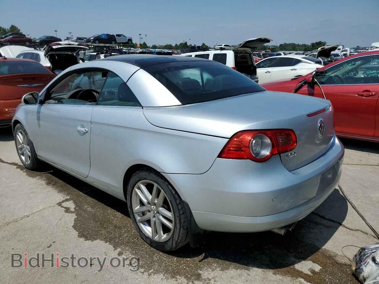 2008 VOLKSWAGEN EOS - VIN: WVWFA71F98V010009 - Фото 2