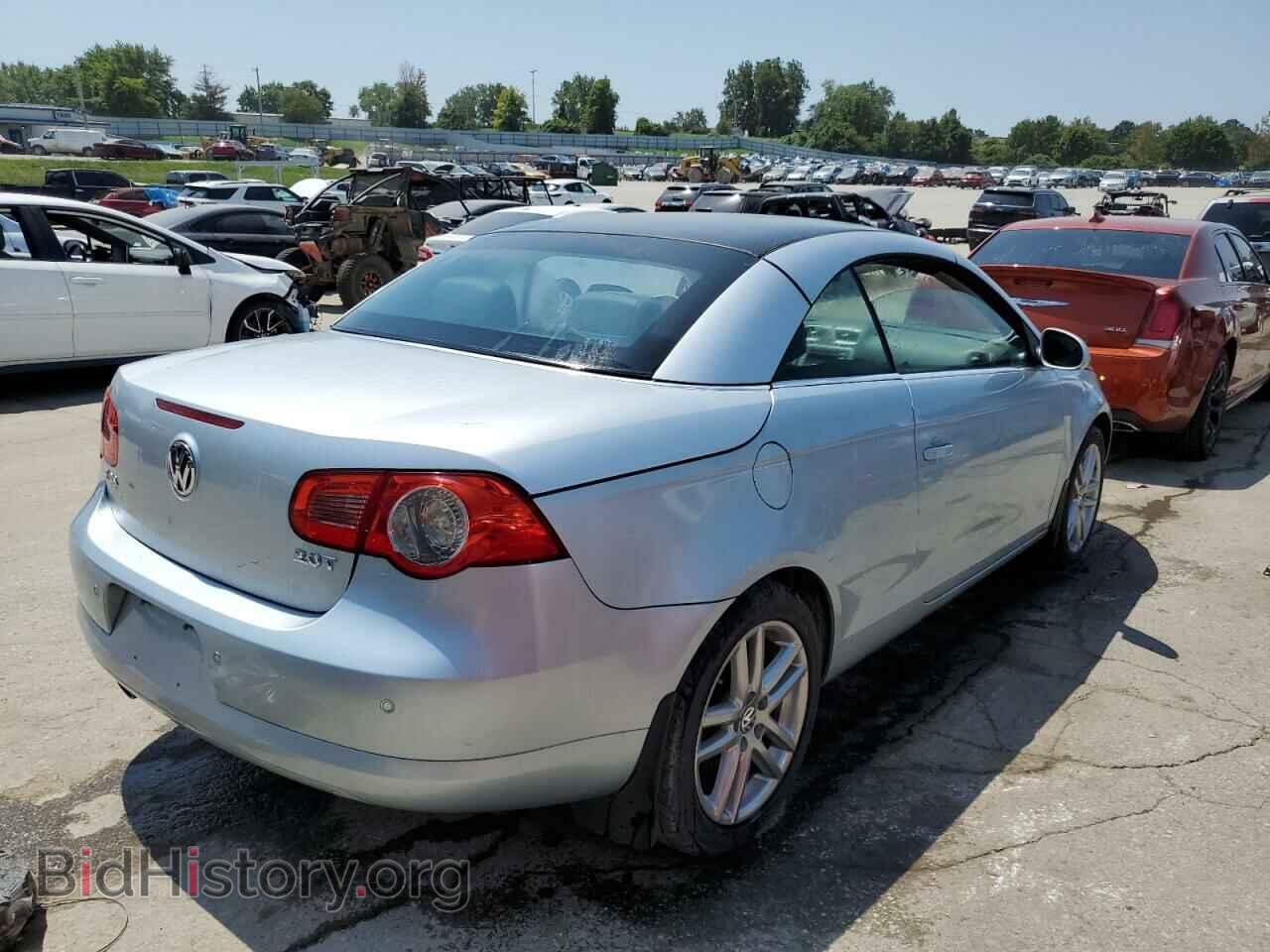 2008 VOLKSWAGEN EOS - VIN: WVWFA71F98V010009 - Фото 3