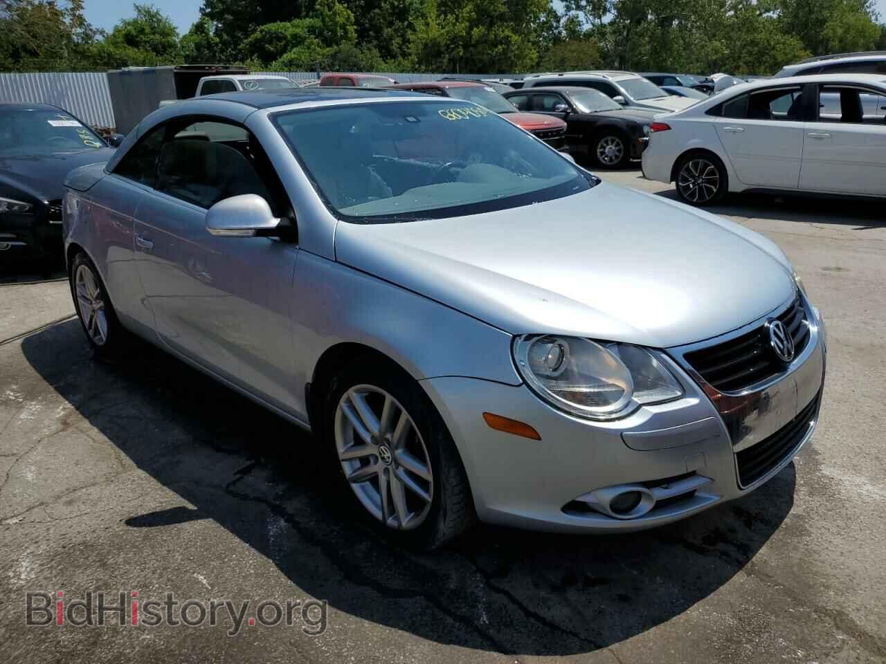 2008 VOLKSWAGEN EOS - VIN: WVWFA71F98V010009 - Фото 4