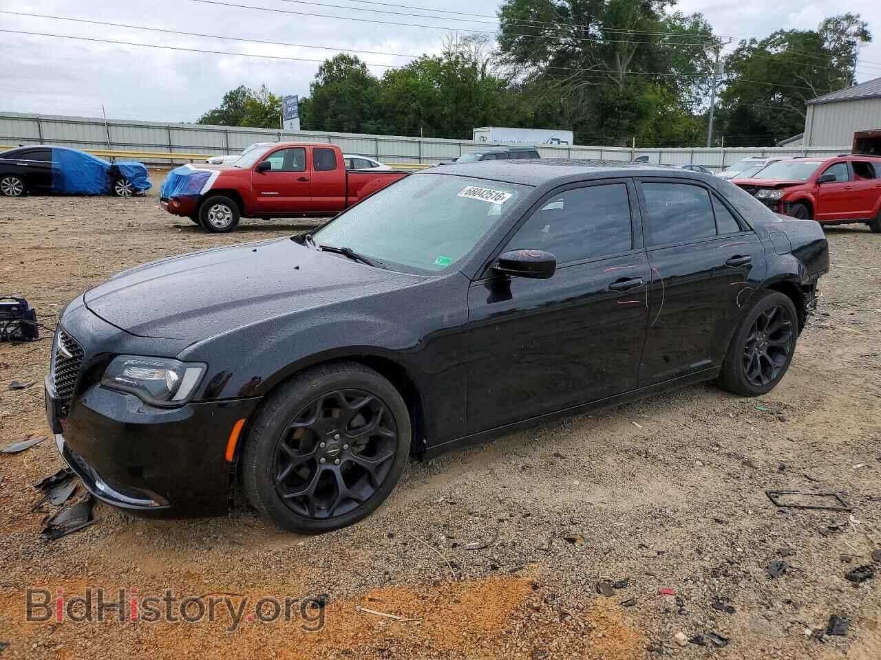 Фотография 2C3CCAAG6KH636897 - CHRYSLER 300 2019