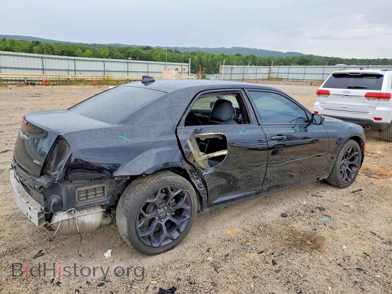 2019 CHRYSLER 300 - VIN: 2C3CCAAG6KH636897 - Photo 3