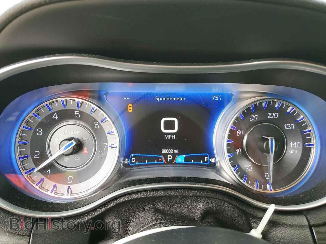 2019 CHRYSLER 300 - VIN: 2C3CCAAG6KH636897 - Photo 9