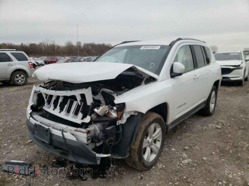 2014 Jeep COMPASS (VIN 1C4NJDEB6ED622087) — photo 3 of 10