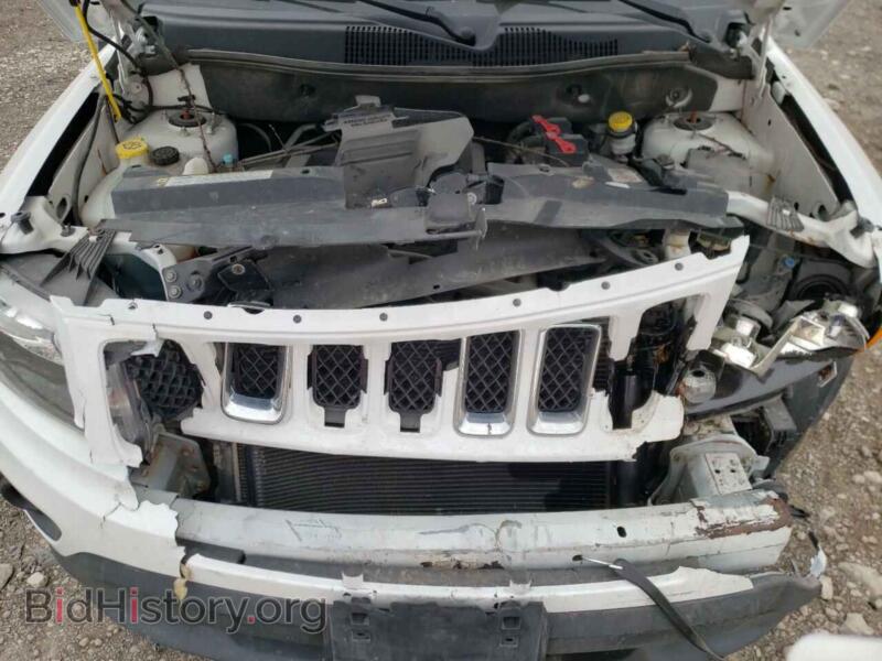 2014 Jeep COMPASS (VIN 1C4NJDEB6ED622087) — photo 7 of 10